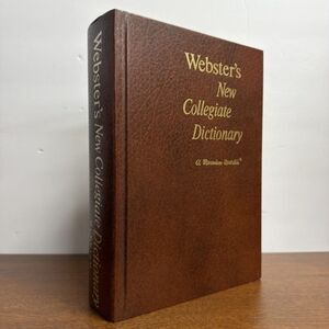 Vintage Webster’s New Collegiate Dictionary 1981 Edition Hardcover Book
